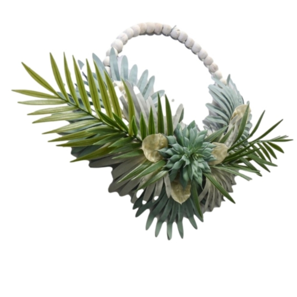 Palm and Succulent Wreath - Picture 3 of 5